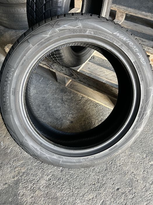 4 anvelope iarna 205/50/17 Vredestein 7.5 mm DOT2022