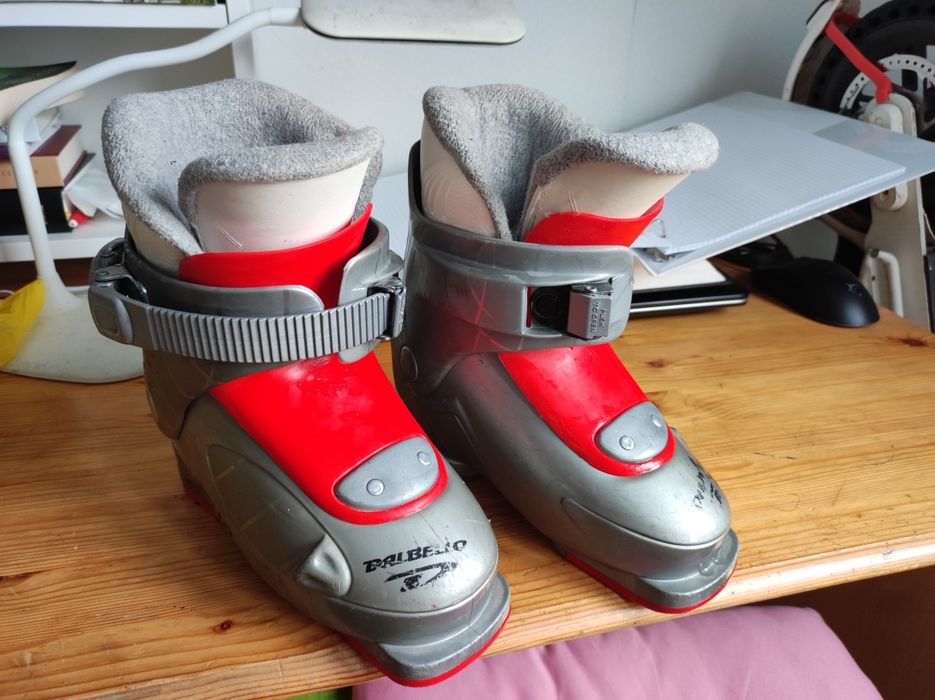 Set schiuri, clăpari și bețe copii