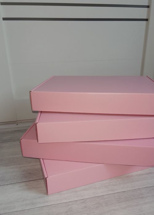 Подарочные коробки