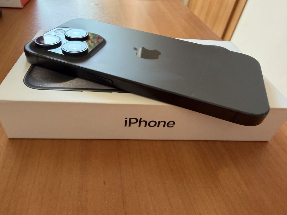 Iphone 15 pro 128 gb като нов с гаранция!!!