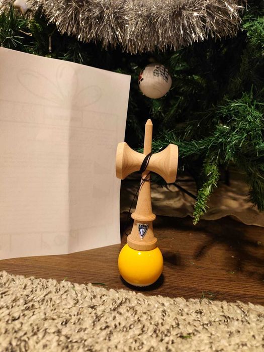 Kendama krom pop diverse culori sticky