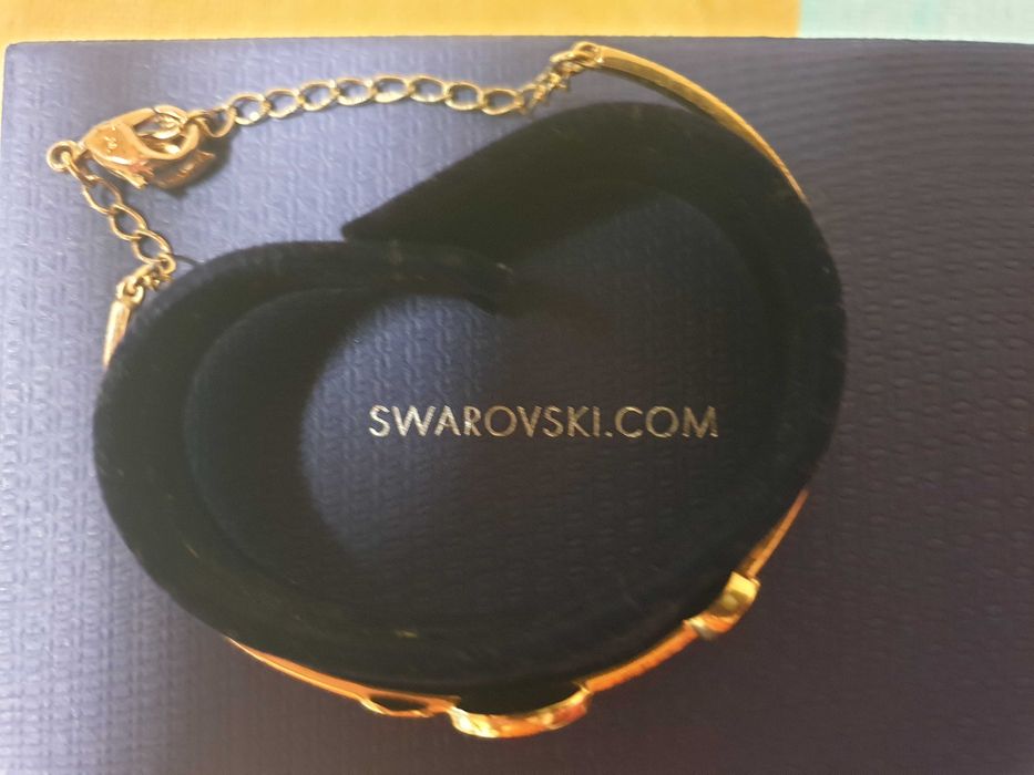 Нови гривни Сваровски - с кутията