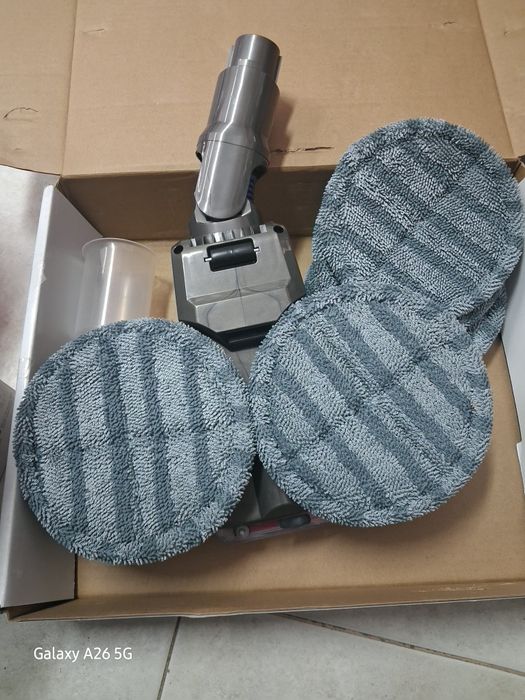 електрическа моп глава за безкабелни прахосмукачки Dyson.