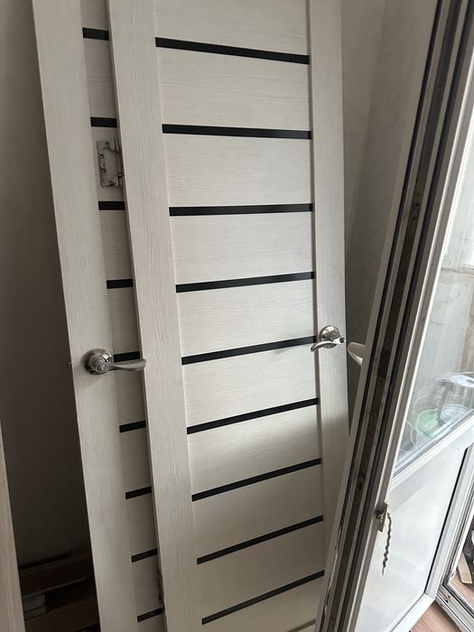 сатылады есіктер