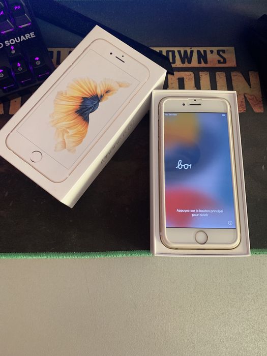 Продаю iPhone 6s:Gold