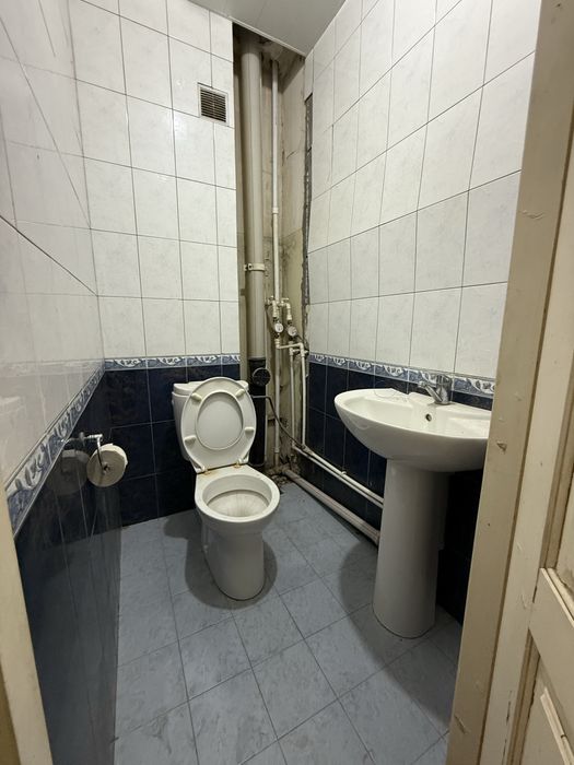 Банковский дом 4 комнатный Эко базар Феруза массив