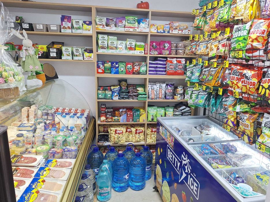 DE VÂNZARE: Mini Market complet utilat & funcțional