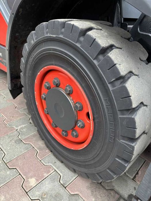 Stivuitor - Motostivuitor Linde H40T-02 394 GPL Anul fabricatiei 2019