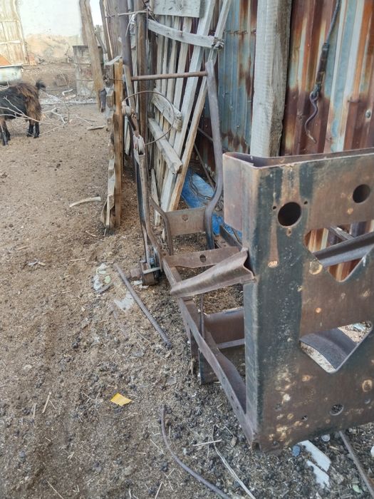 Кранштеин для запаски спецтехника