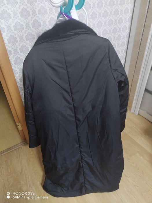 Продам зимнюю куртку