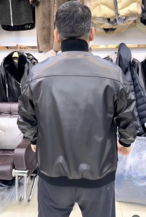 Кожанная мужская куртка