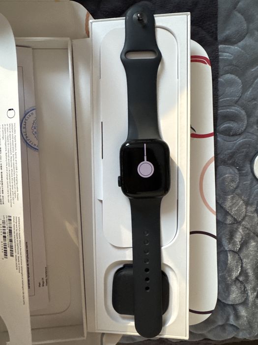 Продам Apple Watch 9 Series
