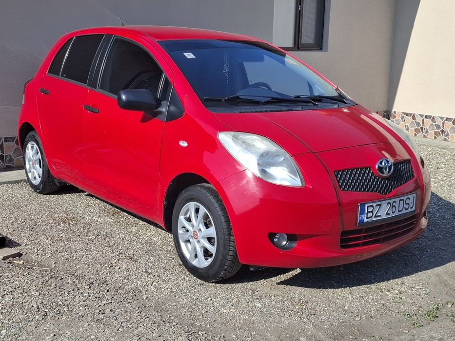 TOYOTA Yaris 2010 — imagine 2