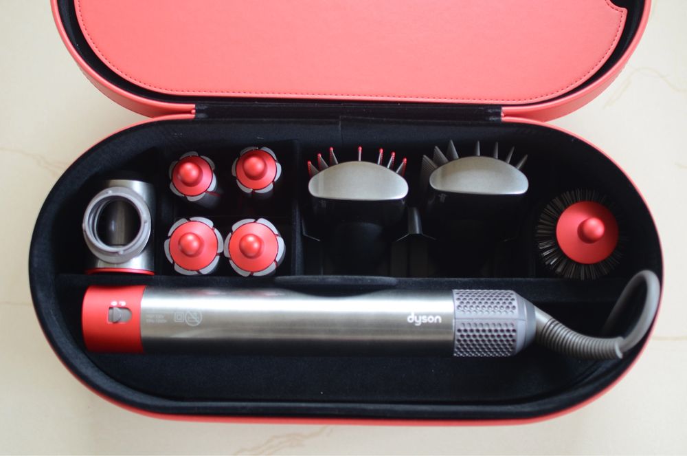 Продам стайлер Dyson