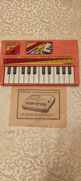 Игрушка электромузыкальная .