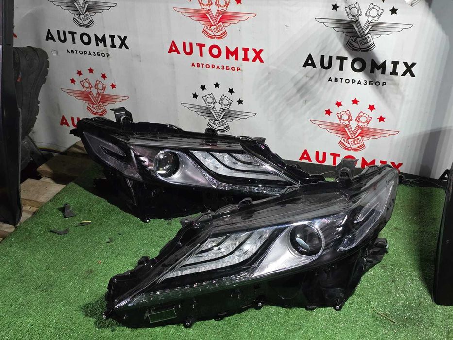 Передняя оптика Toyota Camry 75