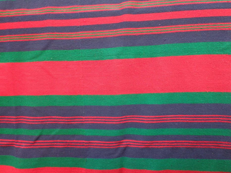 Вълнен възрожденски ръчно тъкан килим