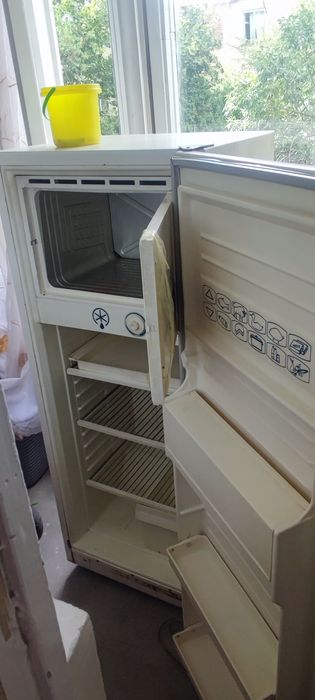 прадам Холодельник Снежинка