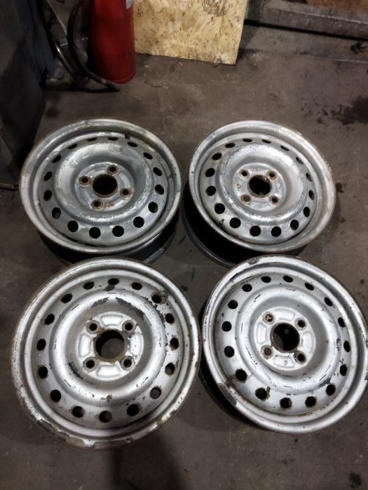 Диски на 15 крепеж 4*114.3