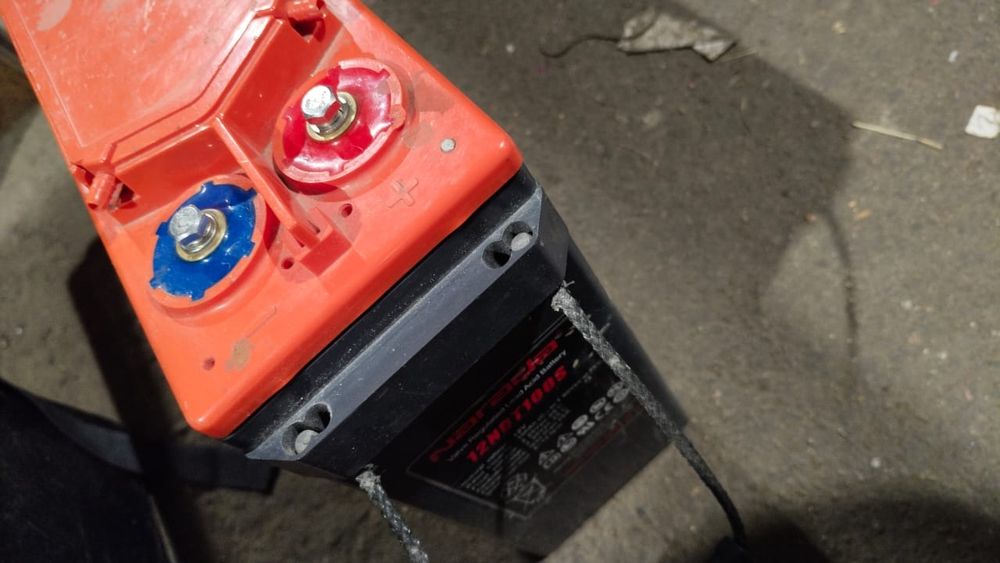 Продам аккумулятор 100 ампер