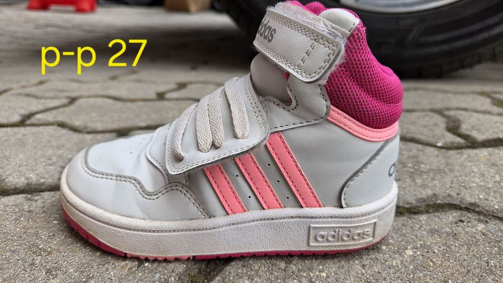 Маратонки - Nike, Adidas, Converse. Размери от 25 до 28