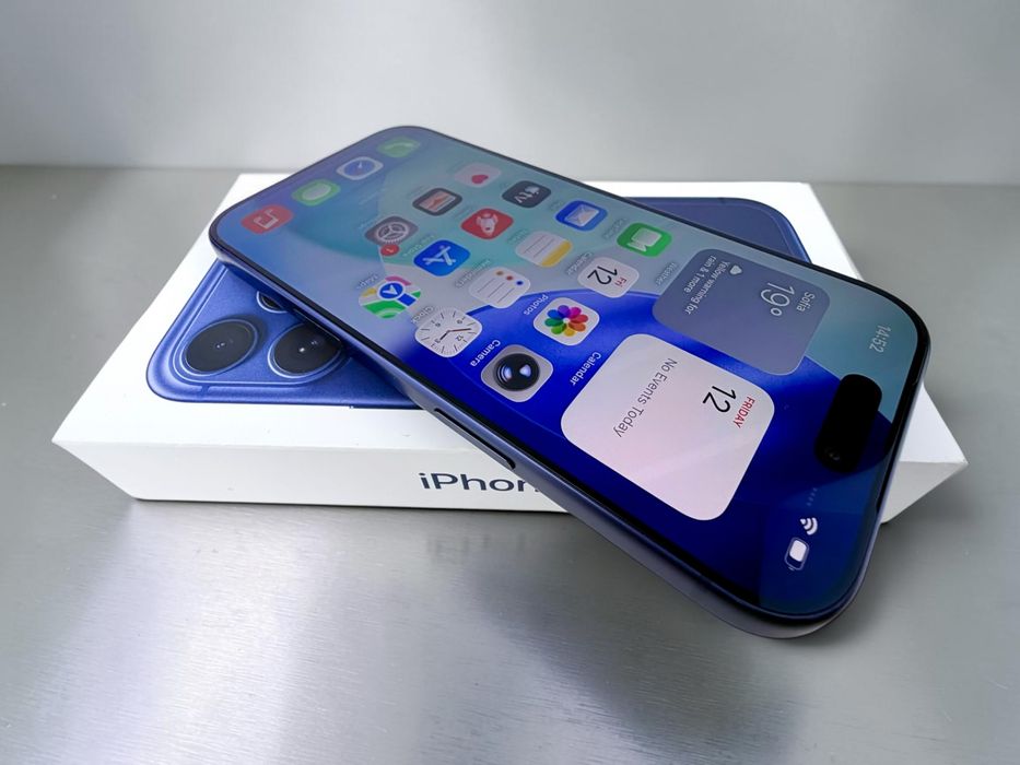 Apple iPhone 17 Pro 256GB Blue Отличен! Гаранция!