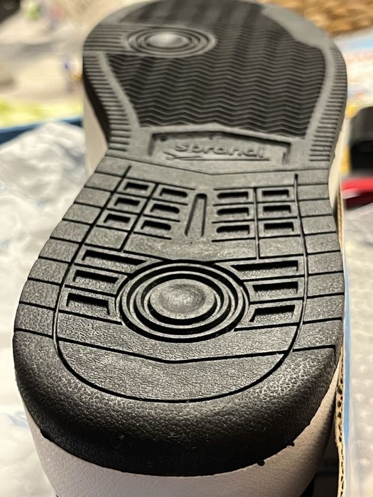 Маратонки Sprandi 41