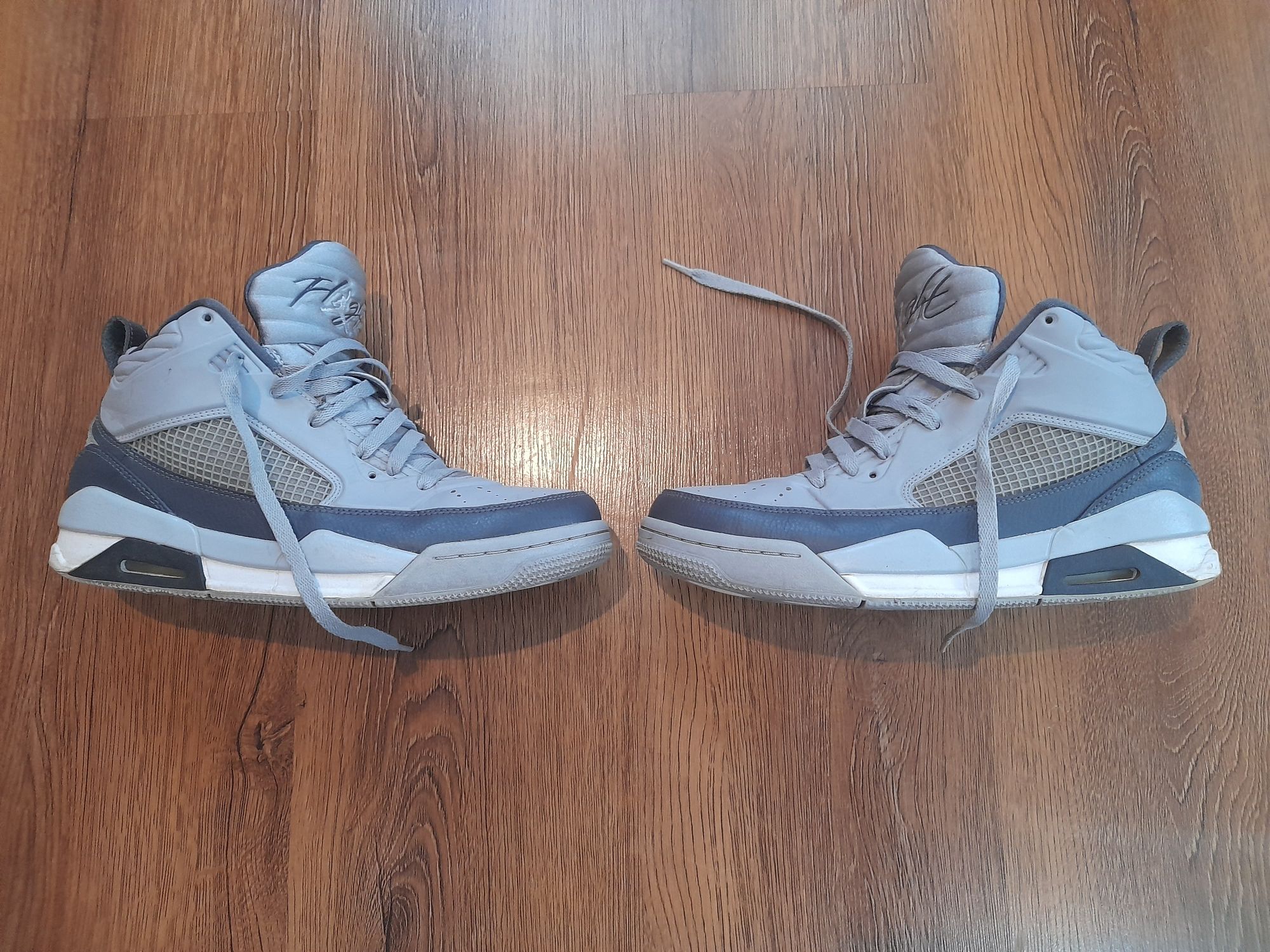 Jordan flight 9.5 wolf on sale grey