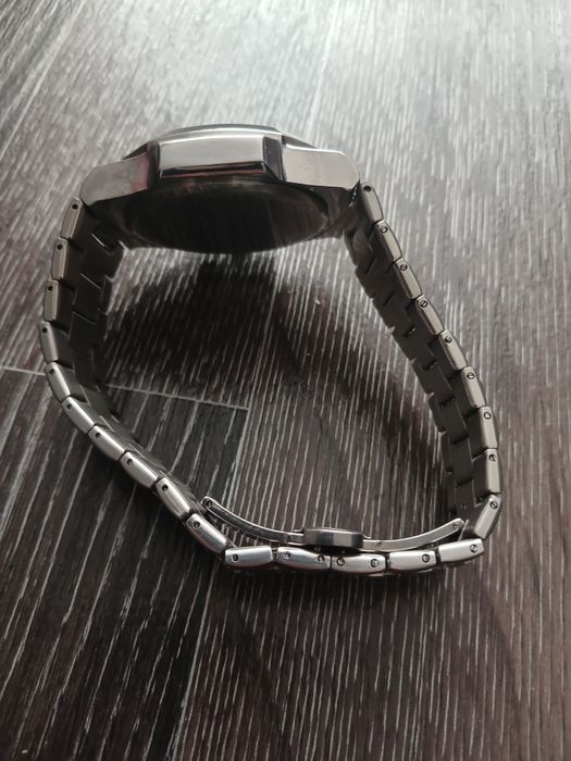 Продам наручные часы