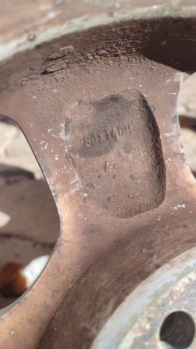 Джанти за Пежо/Ситроен със зимни гуми 175/70/14 DOT 23