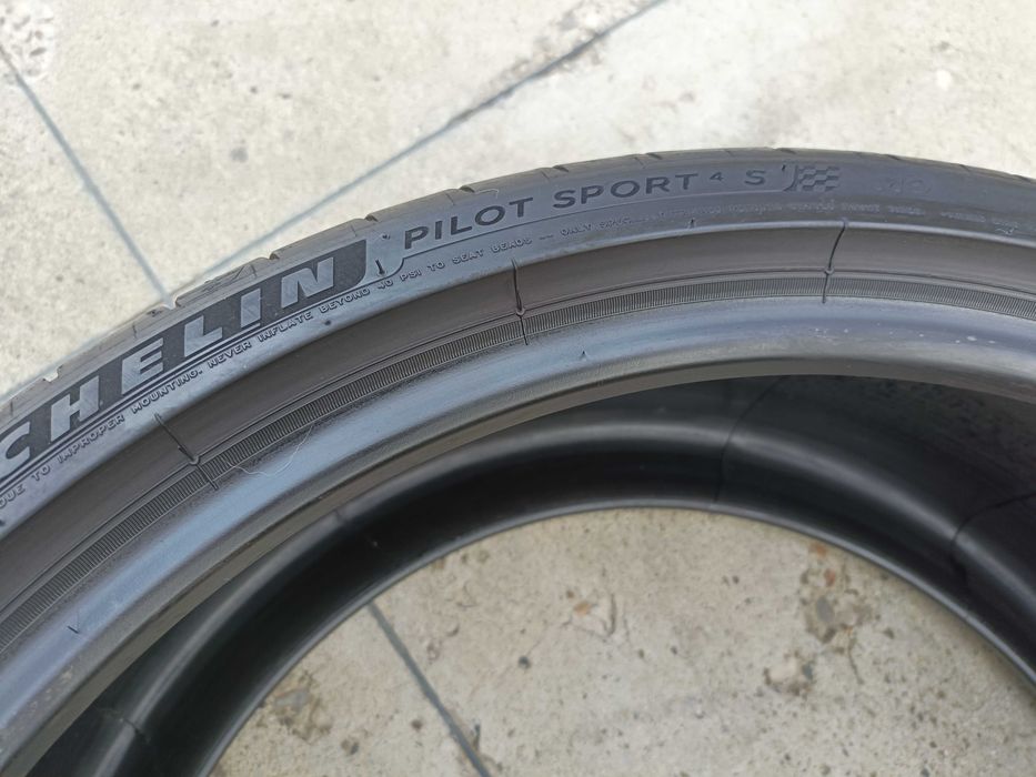O anvelopa de vara 275 30 20 michelin pilot sport 4S profil 6,8 mm