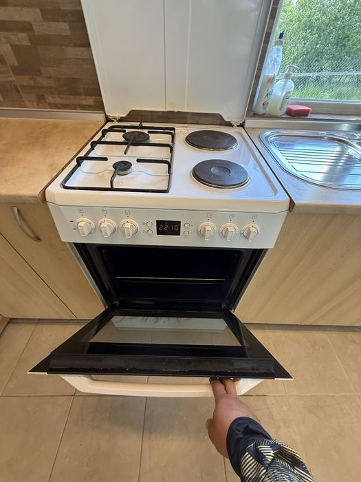 Дава се под наем Къща в с. Ново Ботево, Област Добрич - 111 кв.м за 550 € - Снимка #5