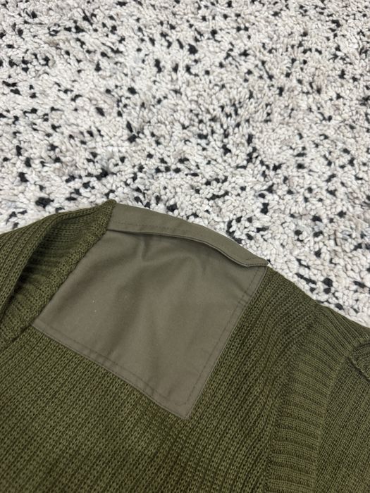 Мъжки военен пуловер. Размер M/L