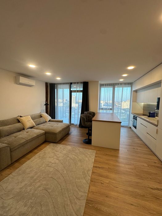 Premium, Nou, Central, Parcare subterană, View
