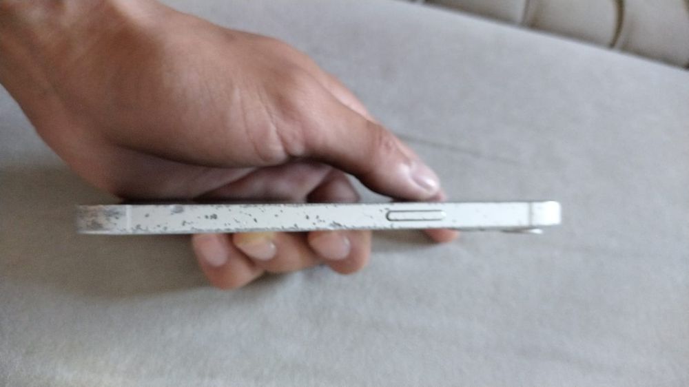 iPhone 13 белого