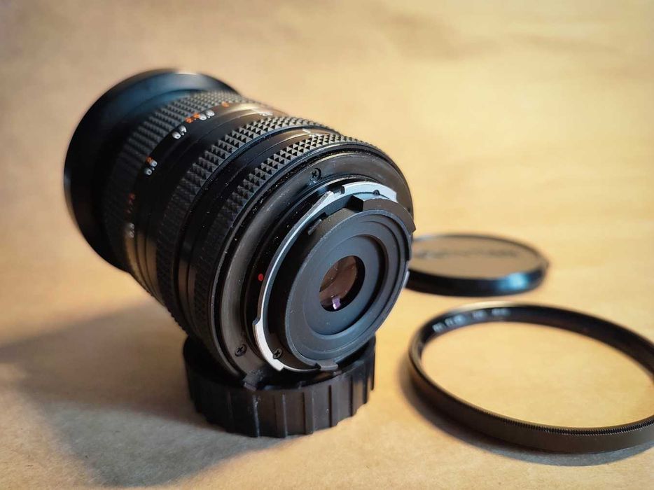 Obiectiv foto Carl Zeiss Vario-Sonnar T* 28-70 mm Contax Yashica