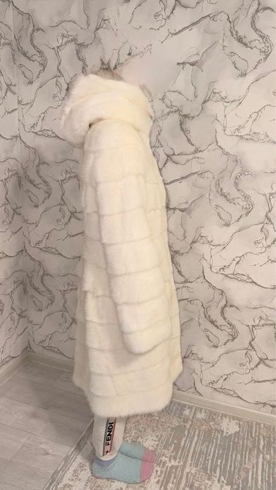 Продам норковую шубу