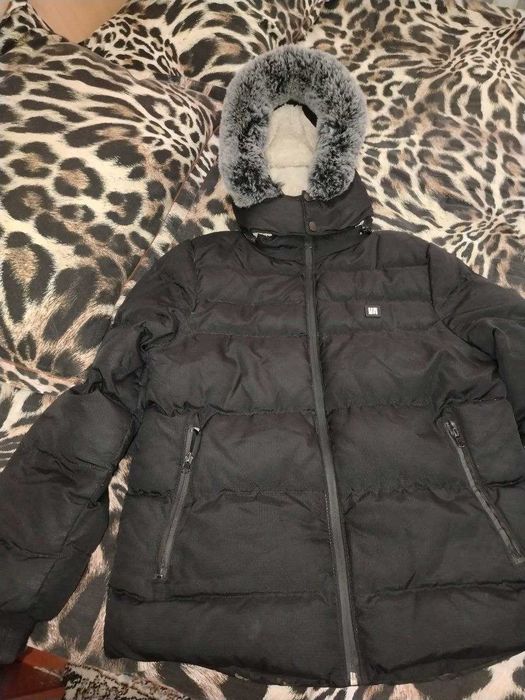 Продам Турецкую куртку на мальчика