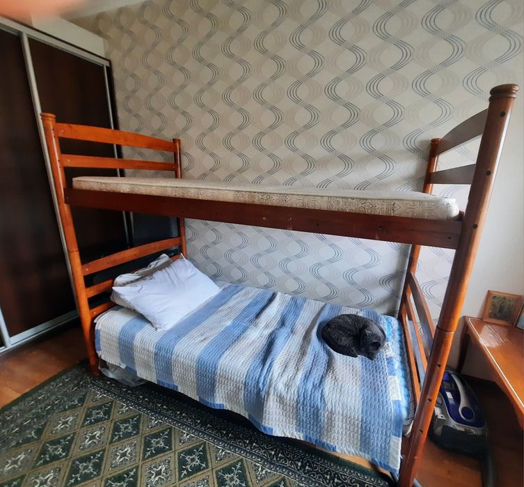 Продается! Кровать 2х ярусная