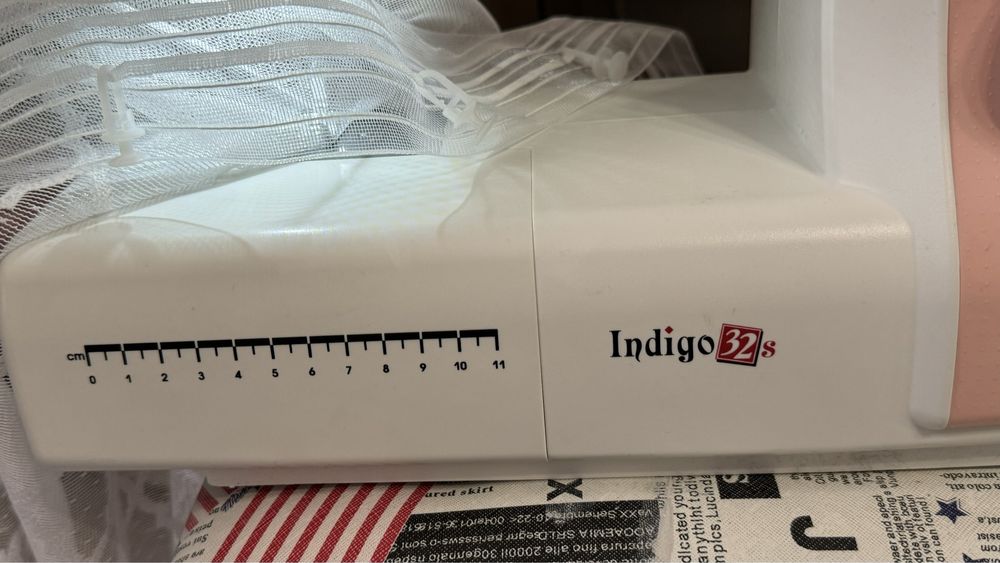 Швейная машина Naomi