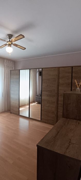 Dau in chirie garsoniera Oradea