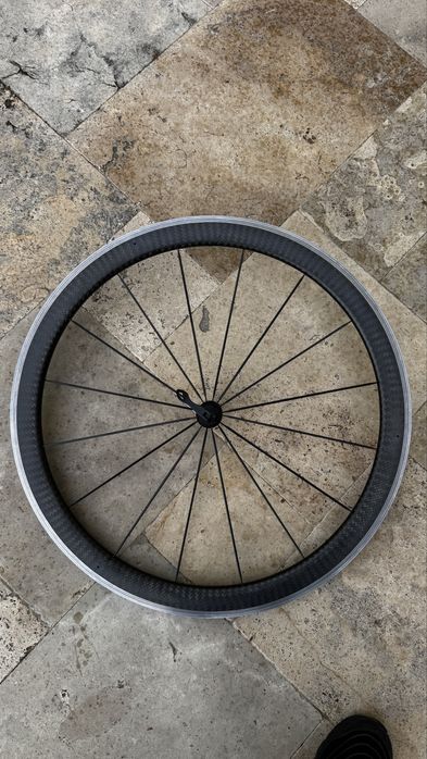 Vand roata cursiera Mavic