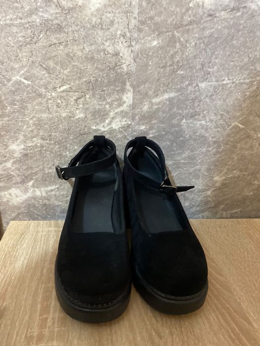 Продам туфли женские