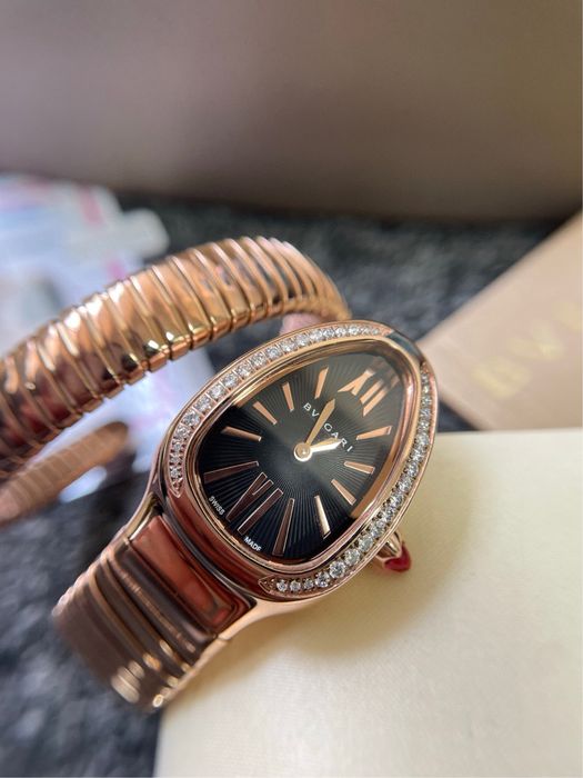 BVLGARI женкие часы с бриллиантами