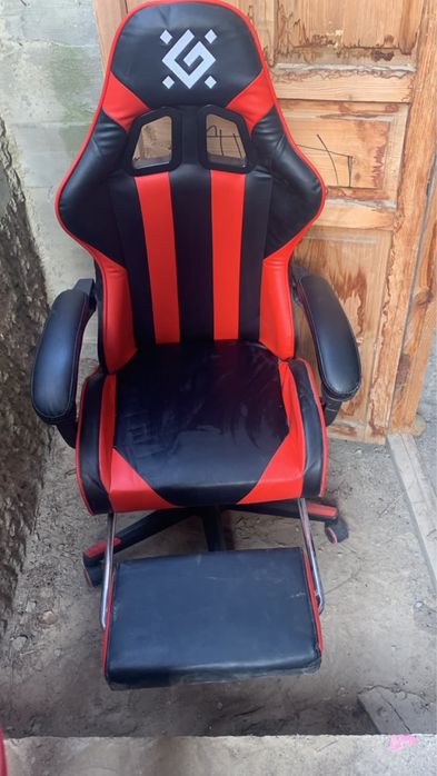 игровое кресло нормальном состояний