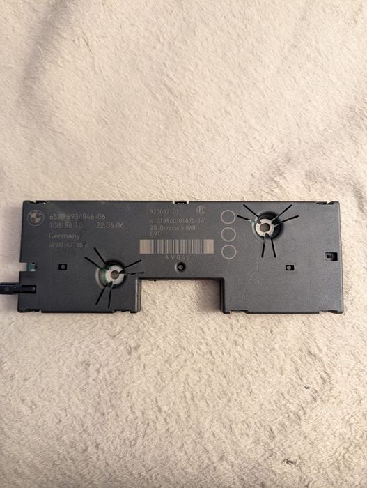 Modul Diversity BMW E91 (Amplificator AM/FM si semnal centralizare)