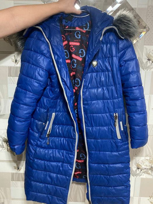 Продам дёшево  верхняя одежда