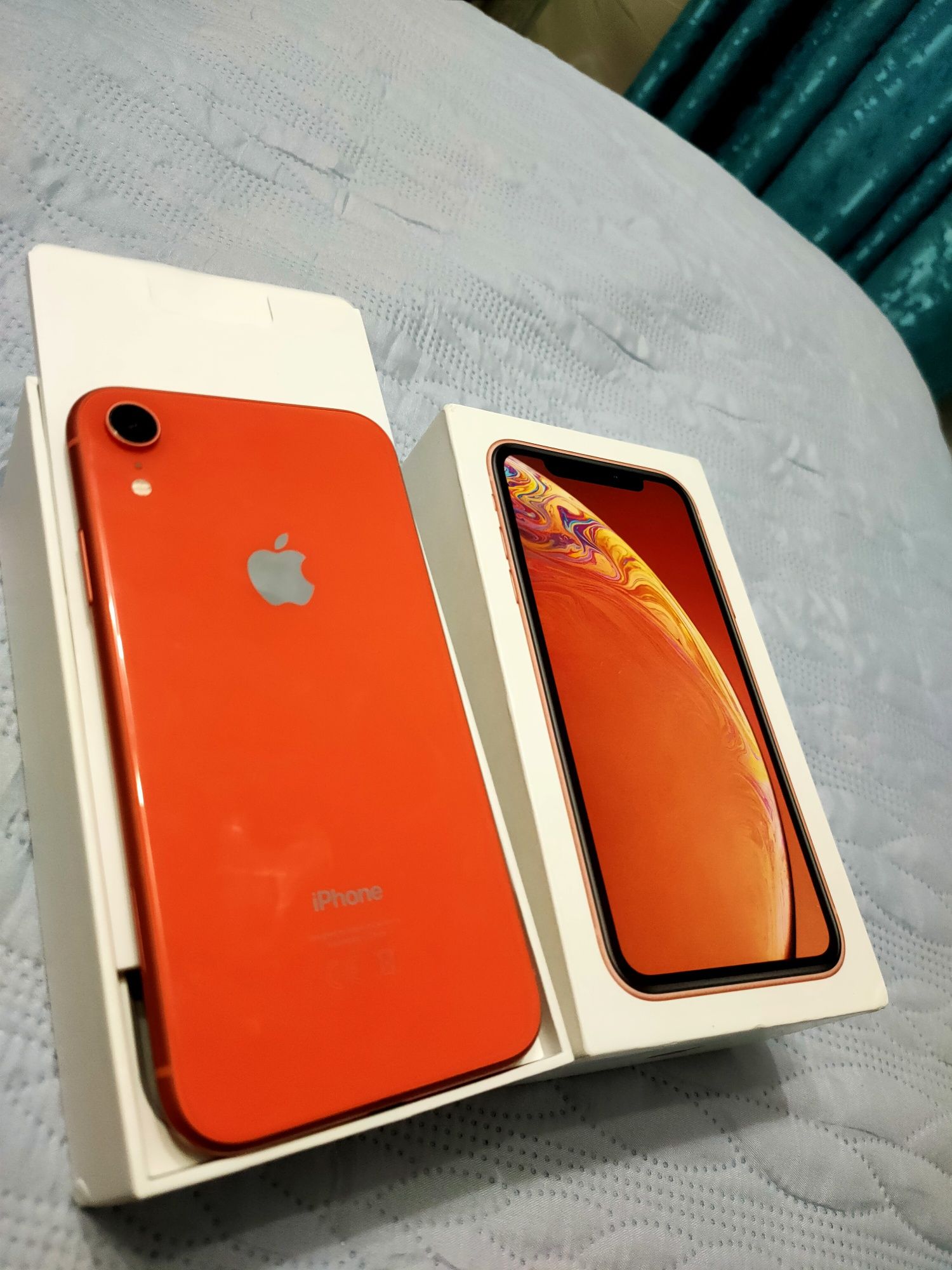 IPhone XR 64 гб, цвет коралловый: 70 000 тг. - Мобильные телефоны /  смартфоны Атырау на Olx