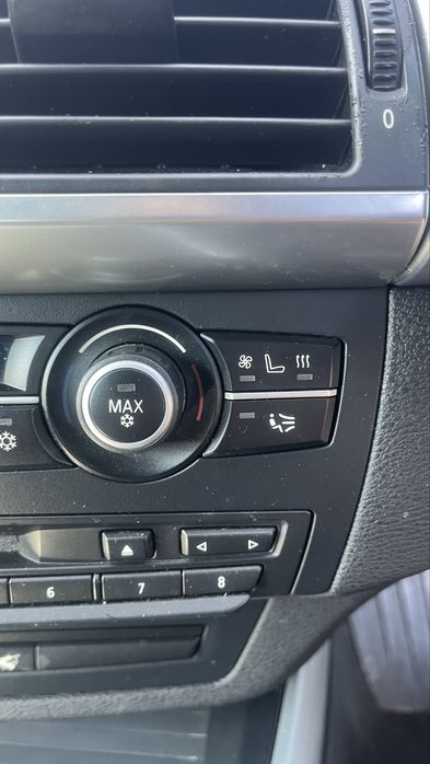 БМВ BMW E70 286 к.с.