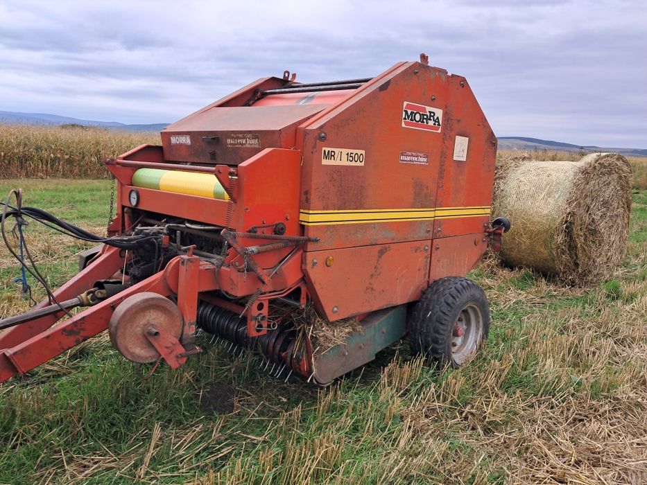 Fiat utb 445 doua manete balotiera rotunda